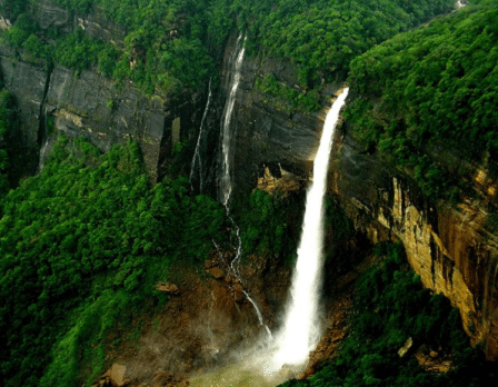 Nohkalikai Falls