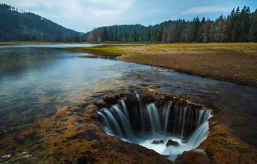 7 Truly Astounding Geological Wonders