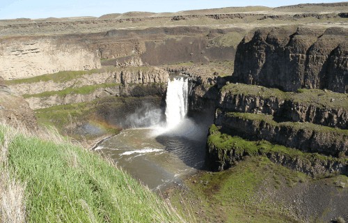 Earth's Many Stunning Waterfalls