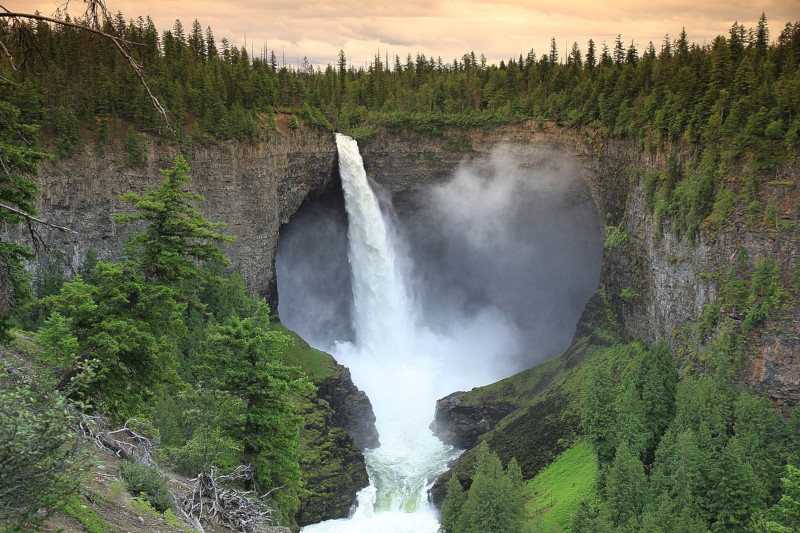 Helmcken Falls